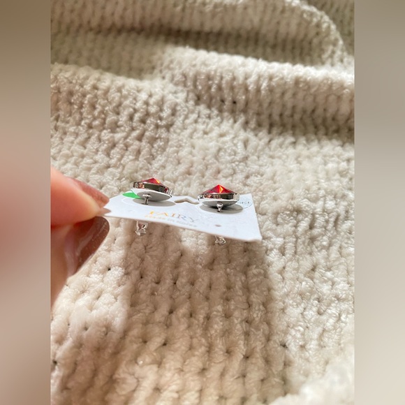 Swarovski Crystal earring set - Picture 2 of 4